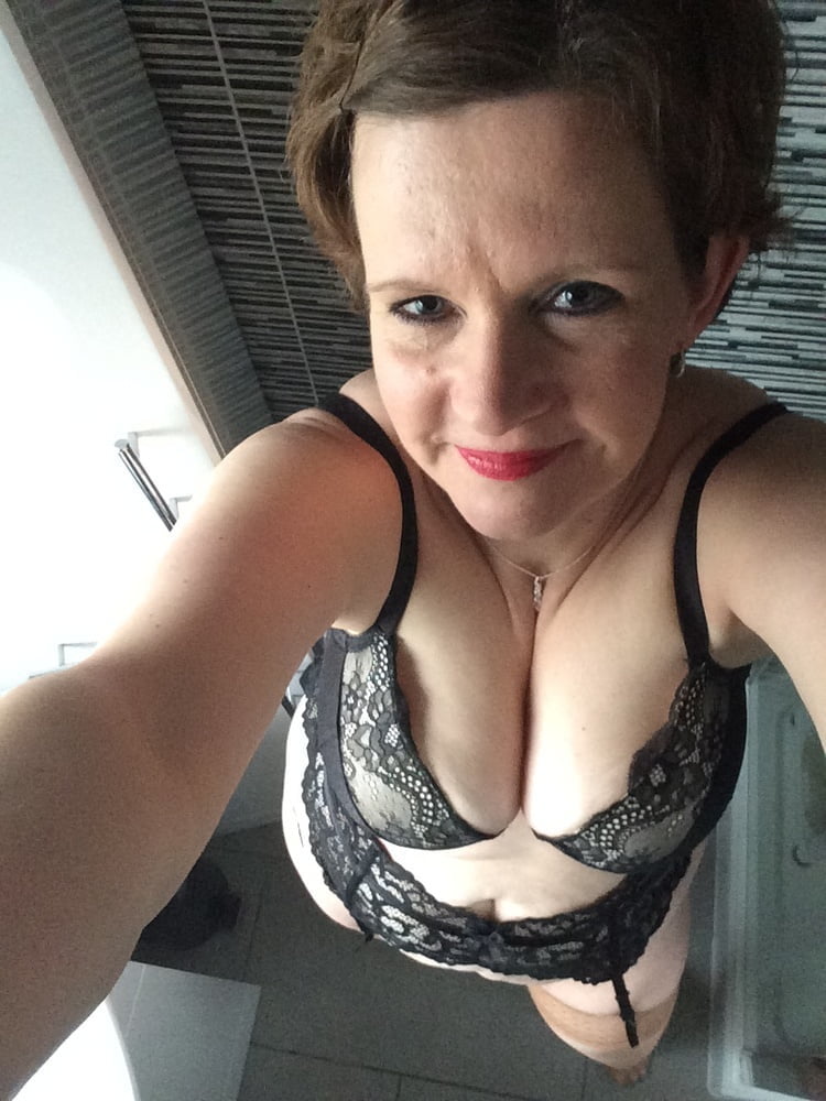 Exposed sexy slut paula from staffordshire 48 yrs old
 #104050845