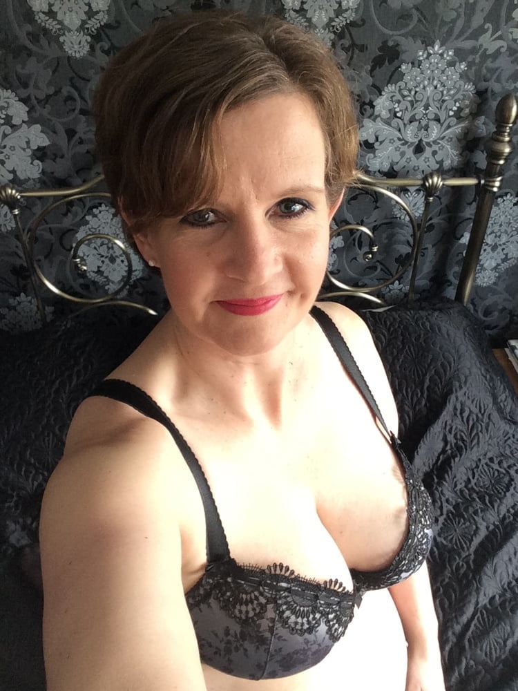 Exposed sexy slut paula from staffordshire 48 yrs old
 #104050892