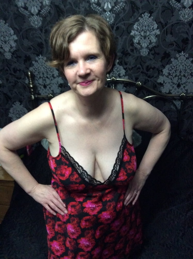 Exposed sexy slut paula from staffordshire 48 yrs old
 #104050937