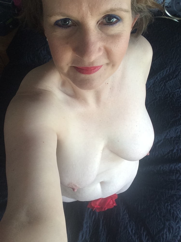 Exposed sexy slut paula from staffordshire 48 yrs old
 #104050961
