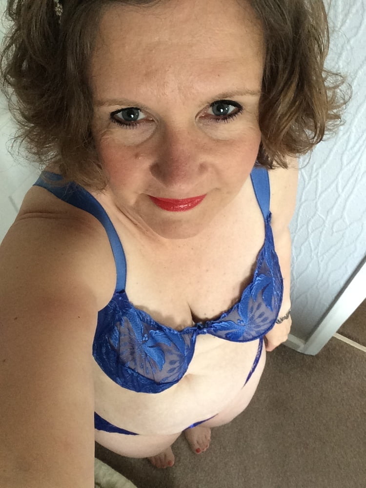 Exposed sexy slut paula from staffordshire 48 yrs old
 #104051175