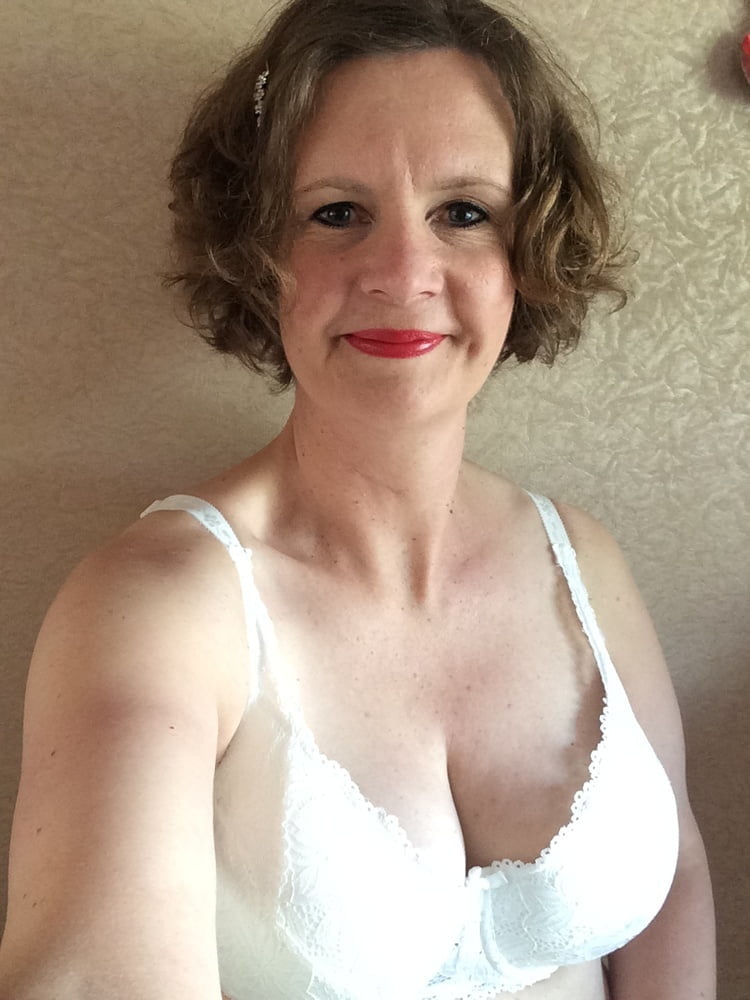 Exposed sexy slut paula from staffordshire 48 yrs old
 #104051181
