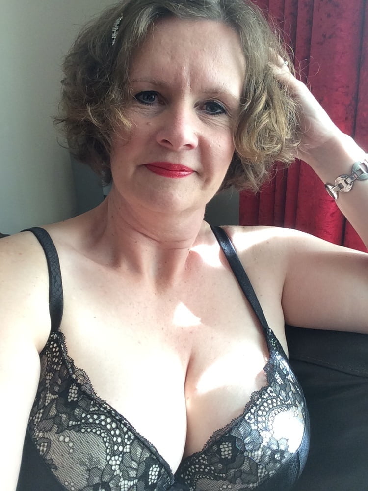 Exposed sexy slut paula from staffordshire 48 yrs old
 #104051344