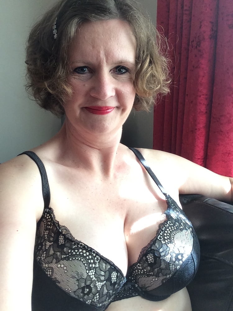 Exposed sexy slut paula from staffordshire 48 yrs old
 #104051347