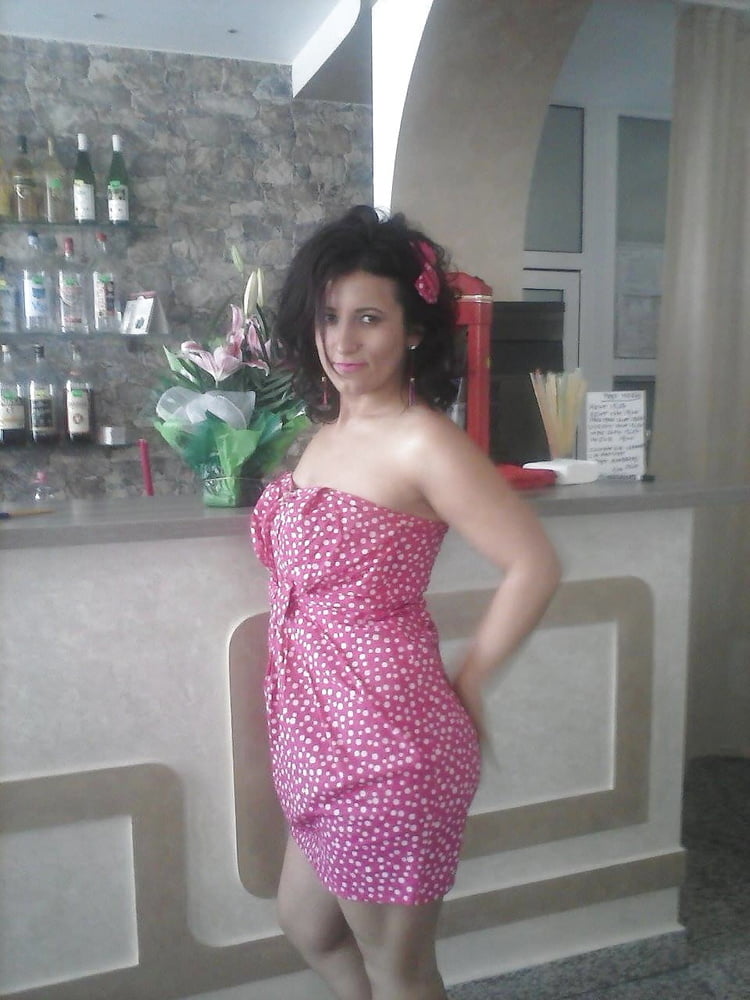 Gianina milf romanian #98519504