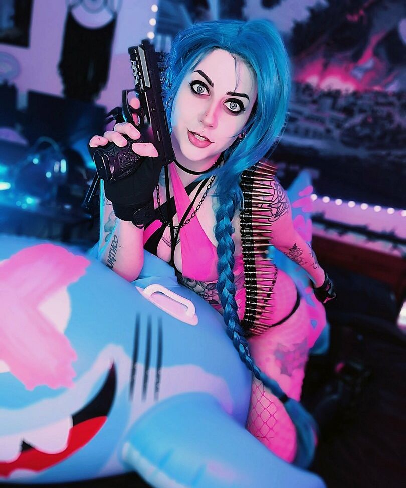 Neko Noire nackt #108555616