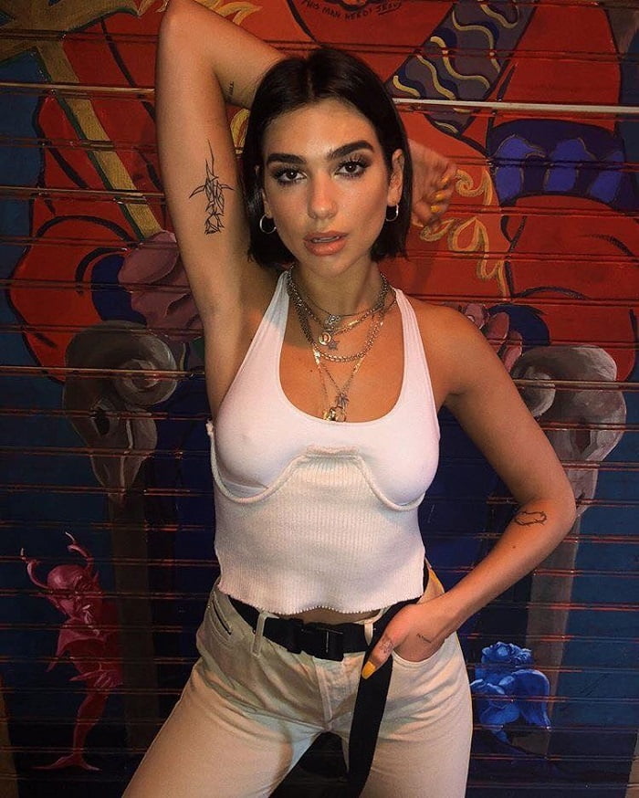 Dua lipa
 #102635296