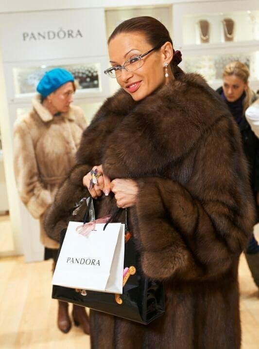 woman in fur coat 26 #93882910