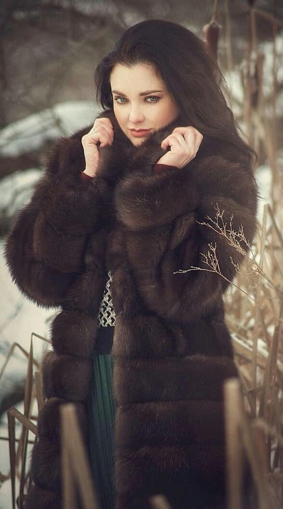 woman in fur coat 26 #93882991