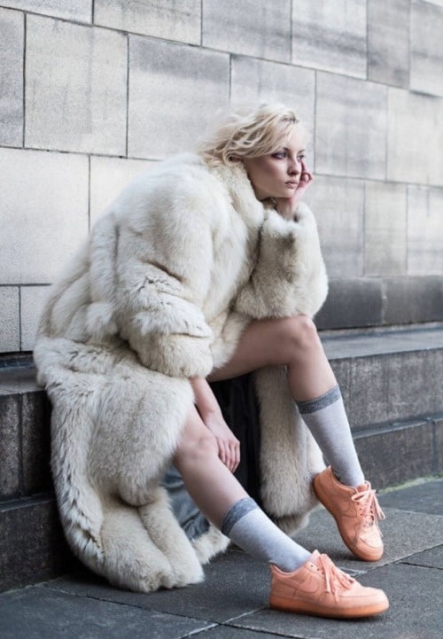 woman in fur coat 26 #93883002