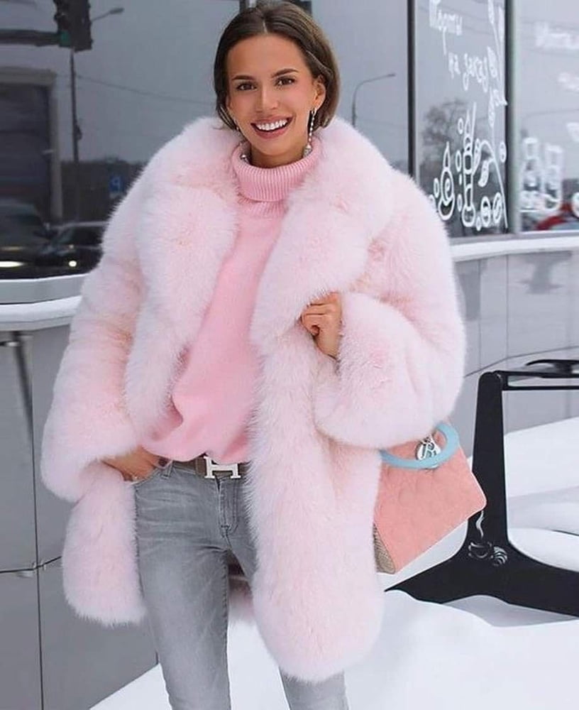 woman in fur coat 26 #93883206