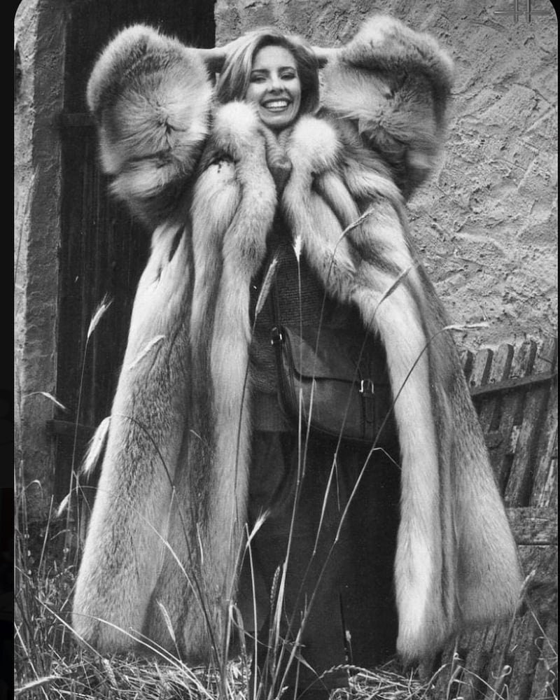 woman in fur coat 26 #93883335