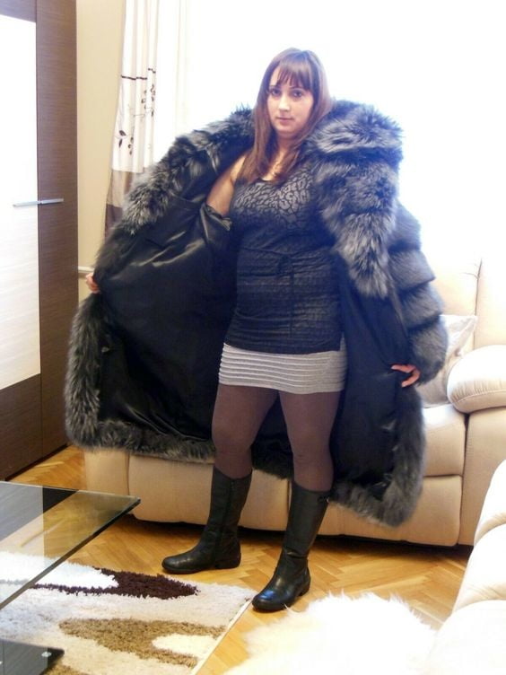 woman in fur coat 26 #93883435