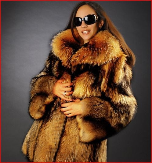 woman in fur coat 26 #93883438