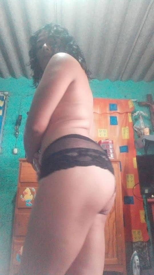 AMIGA MUY CALIENTE #90182381