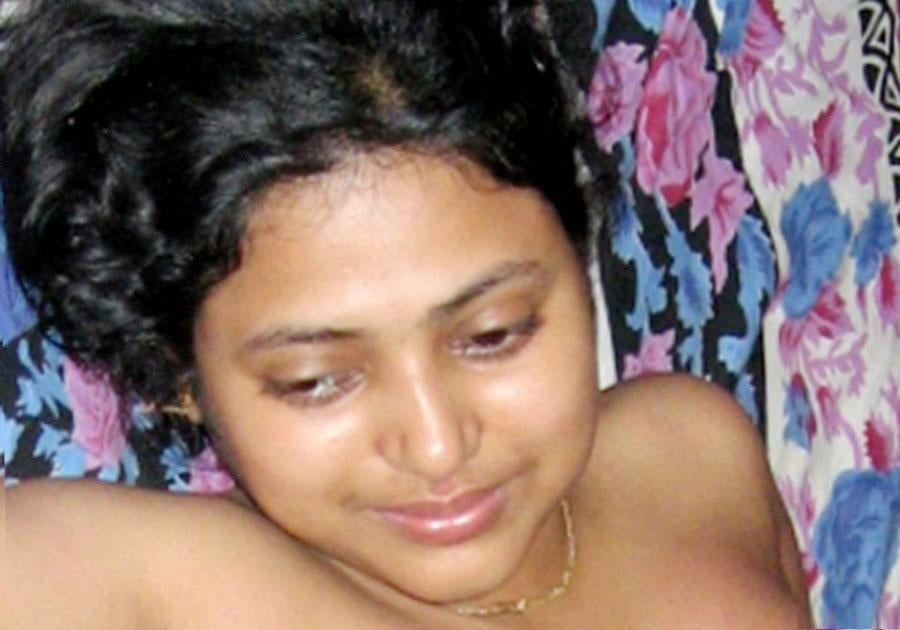 Desi niedlich sexy bhabhi jemals im Netz
 #91847785