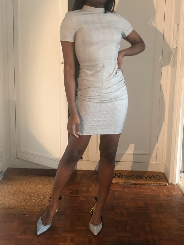 Des coquines de vinted en maillot, soutif et string
 #94344092