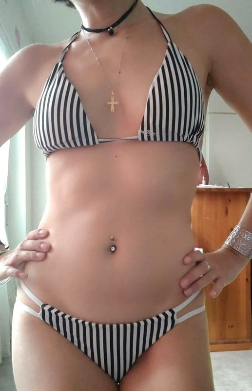 Des coquines de vinted en maillot, soutif et string #94344117