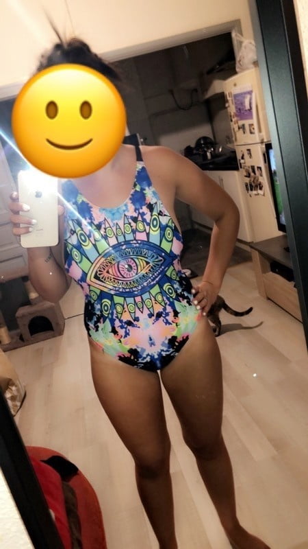 Des coquines de vinted en maillot, soutif et string #94344147