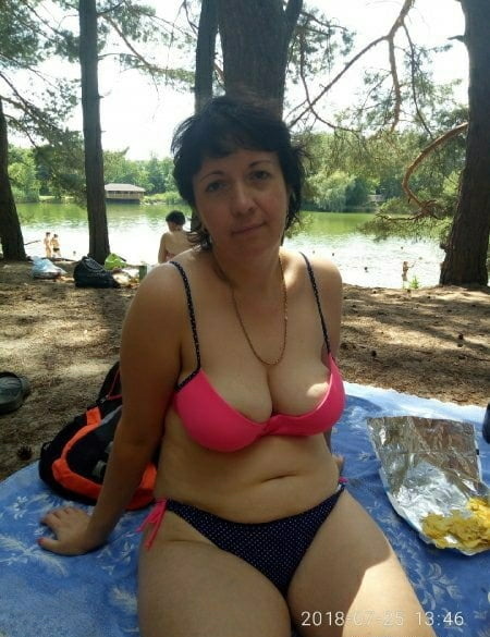 Muttis im Strandoutfit #92529435