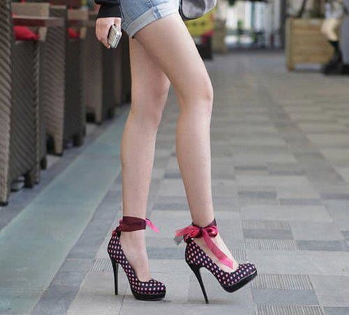 Todo lo femenino para excitar a todo el mundo
 #97909520