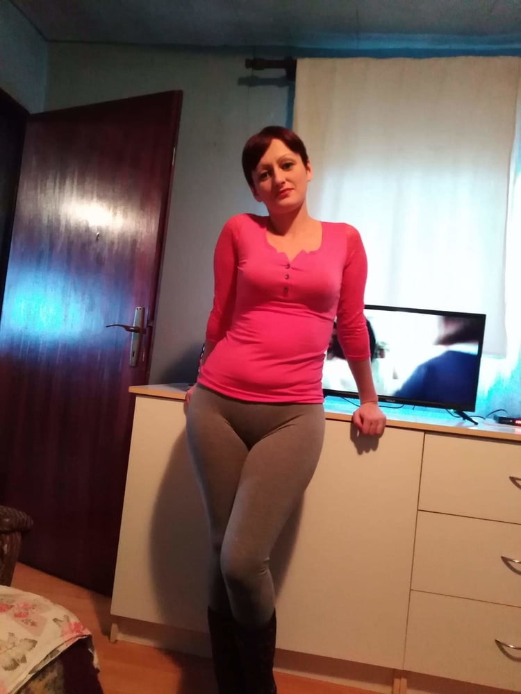 Serbian slut skinny milf mom beautiful ass ivana mladenovic
 #99259195
