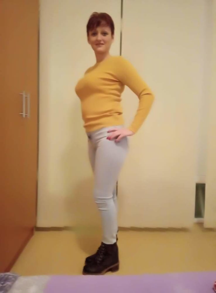Serbian slut skinny milf mom beautiful ass ivana mladenovic
 #99259324