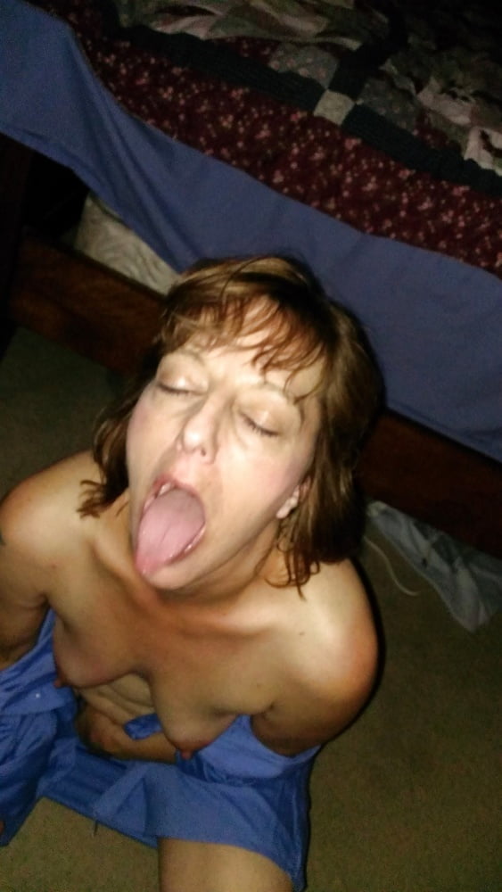 Putas maduras 1
 #104602566