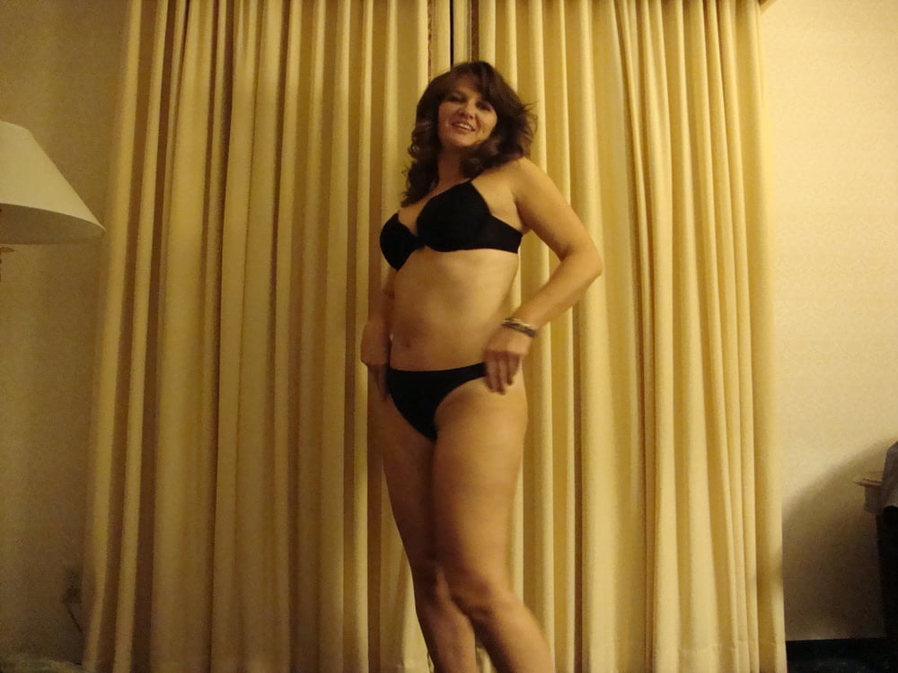 Putas maduras 1
 #104603126