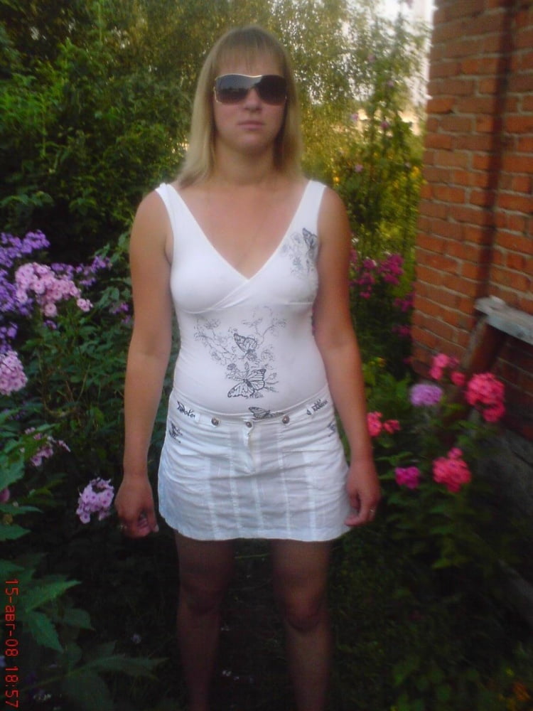 Blondine
 #103582020