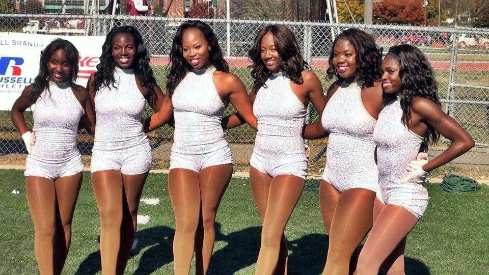 Chicas animadoras del sur
 #81602042