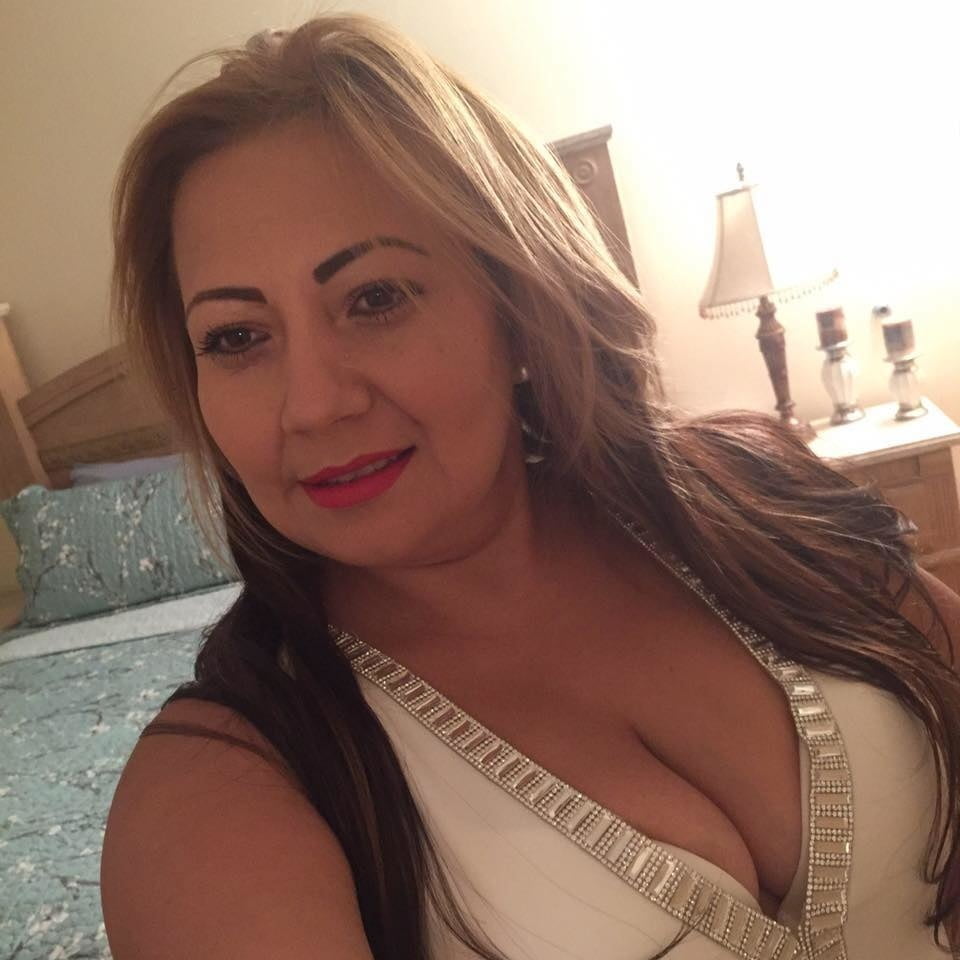 THICK SPANISH MARRIED MATURE HOUSEWIFE #2 #87635473