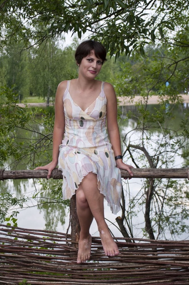 Schoene Frauen und suesse Fuesse #93911670