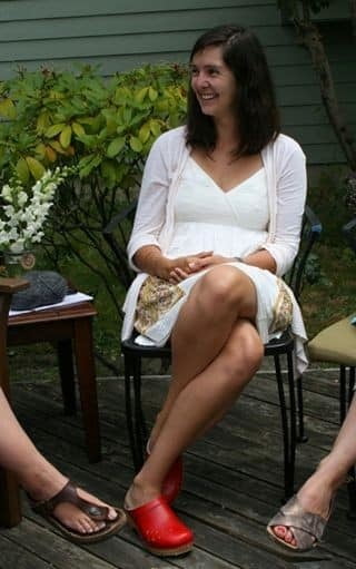 Schoene Frauen und suesse Fuesse #93911734