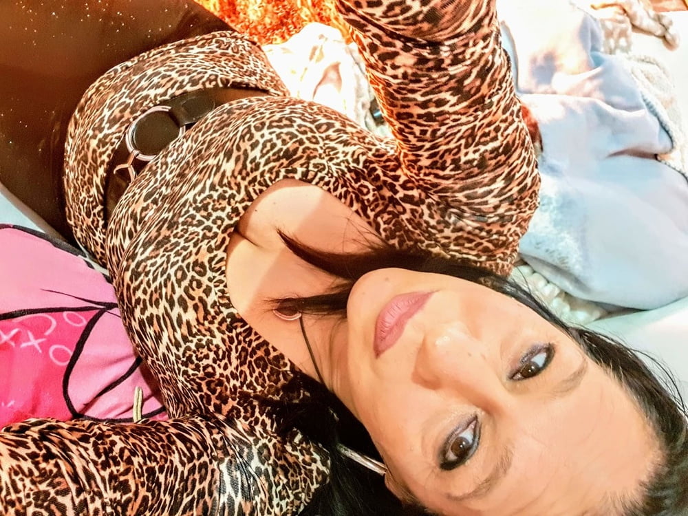 Facebook milfs
 #100036296