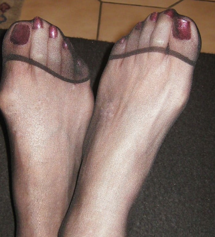Stockings and feet #80060967