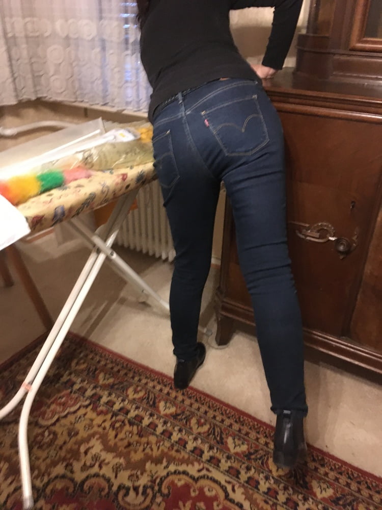 Milf in Jeans #98279919