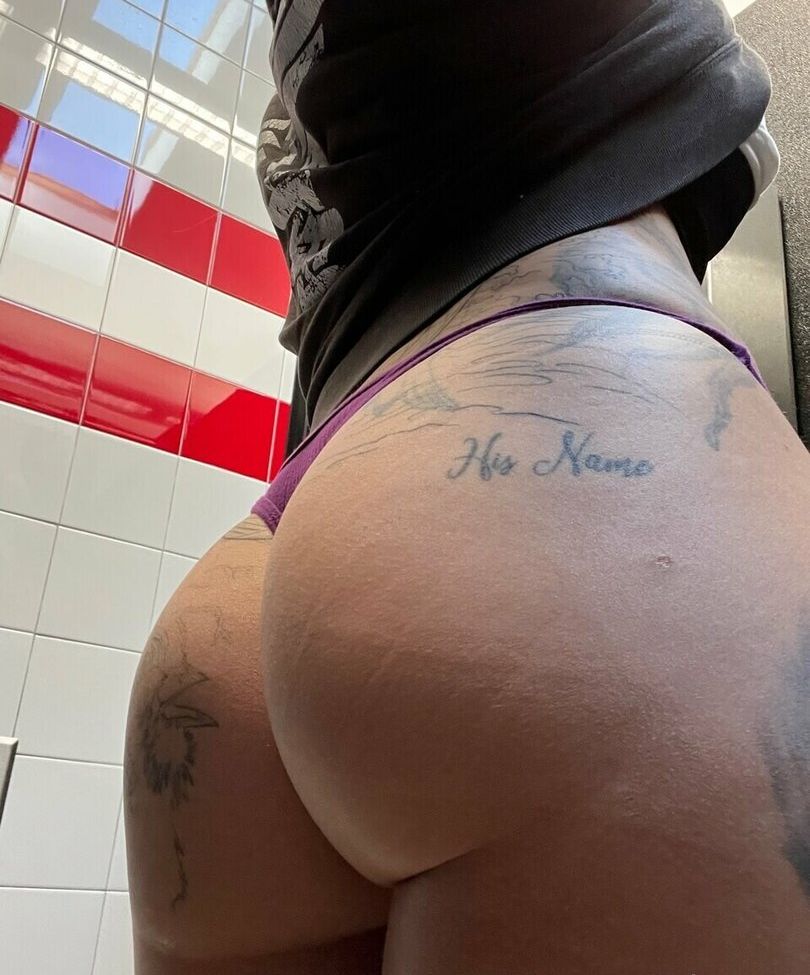 Kinessa Johnson nackt #108364009