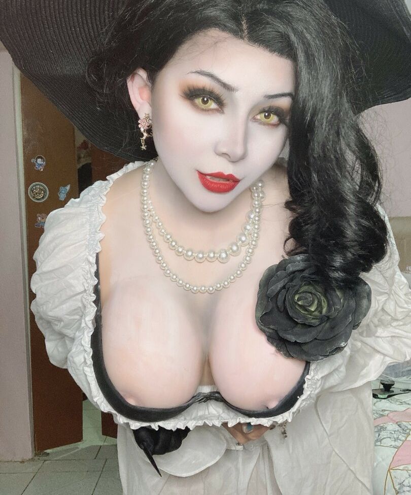 Natylikespizza nude #108473291