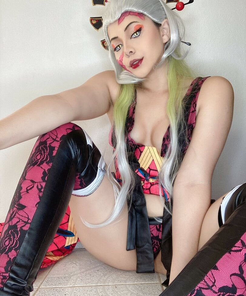 Natylikespizza nude #108473401