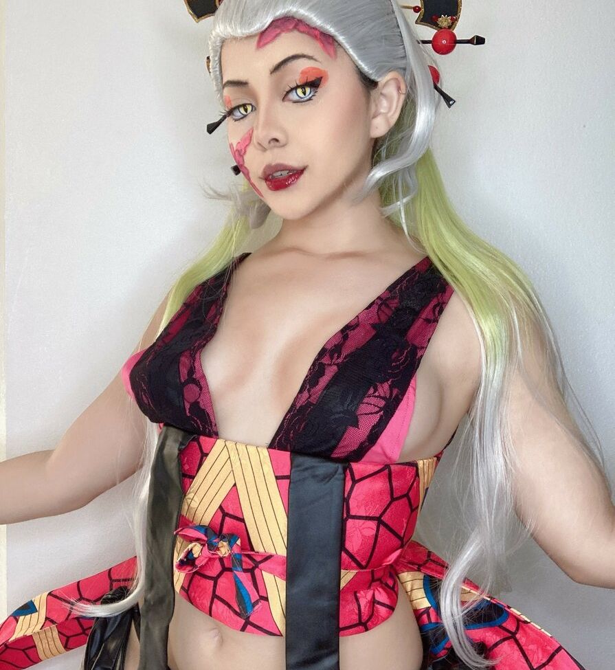 Natylikespizza nude #108473416