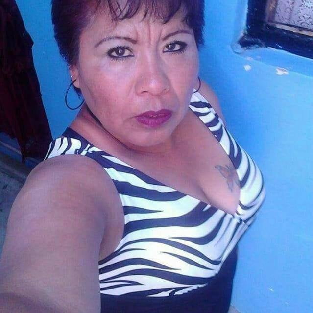 Reyna estrada poblana madura
 #93584920