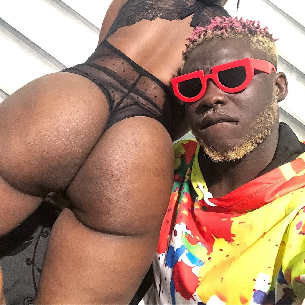 African bitches #104318439