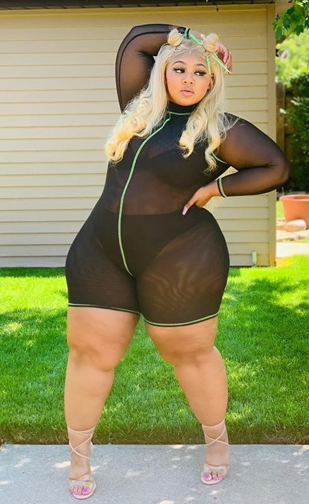 Full thighs in the mini 1494 #93518367