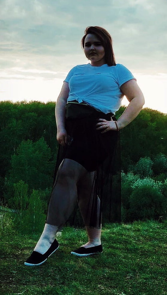 Full thighs in the mini 1494 #93518373