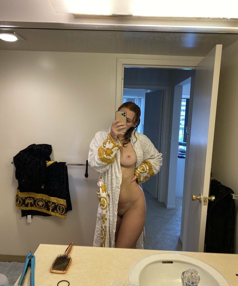 Carrot Cake desnuda #108045479