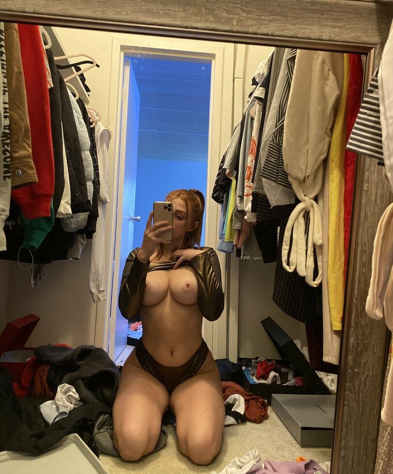 Carrot Cake desnuda #108045480