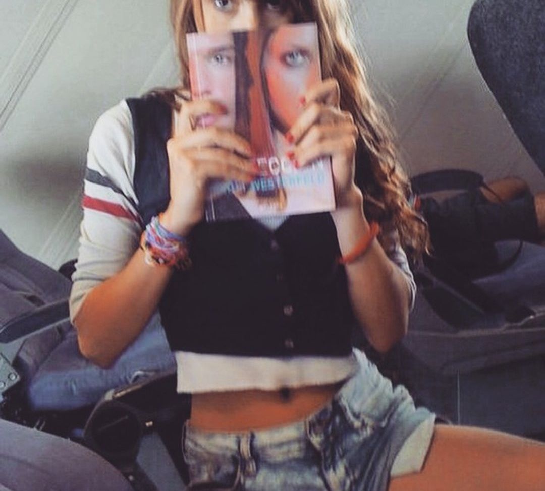 Babyromsie desnuda #108054716