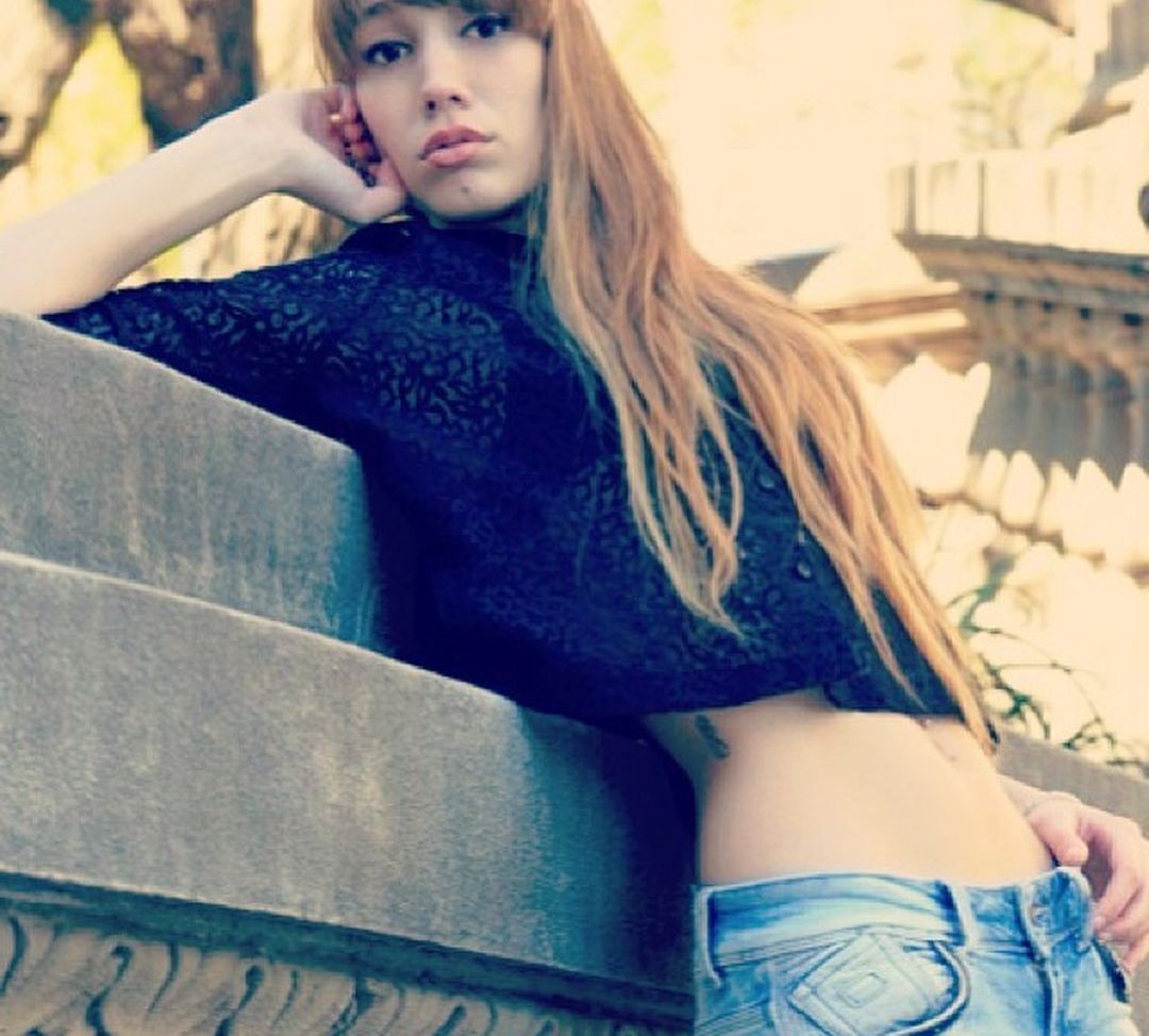 Babyromsie desnuda #108054725