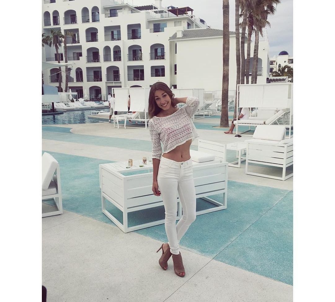 Babyromsie desnuda #108054757